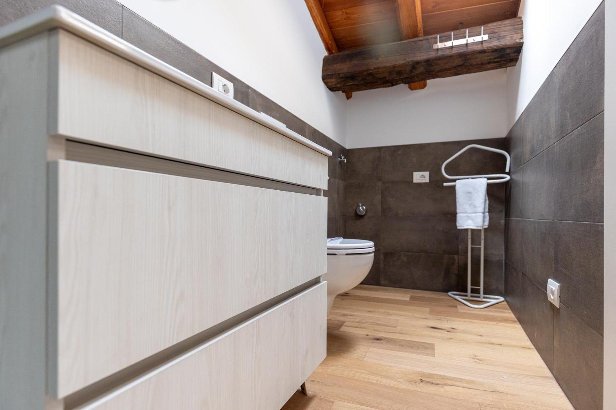 Piazza Del Lago Suites Menaggio Eksteriør bilde
