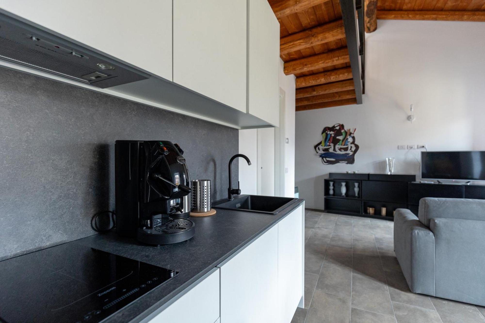 Piazza Del Lago Suites Menaggio Eksteriør bilde