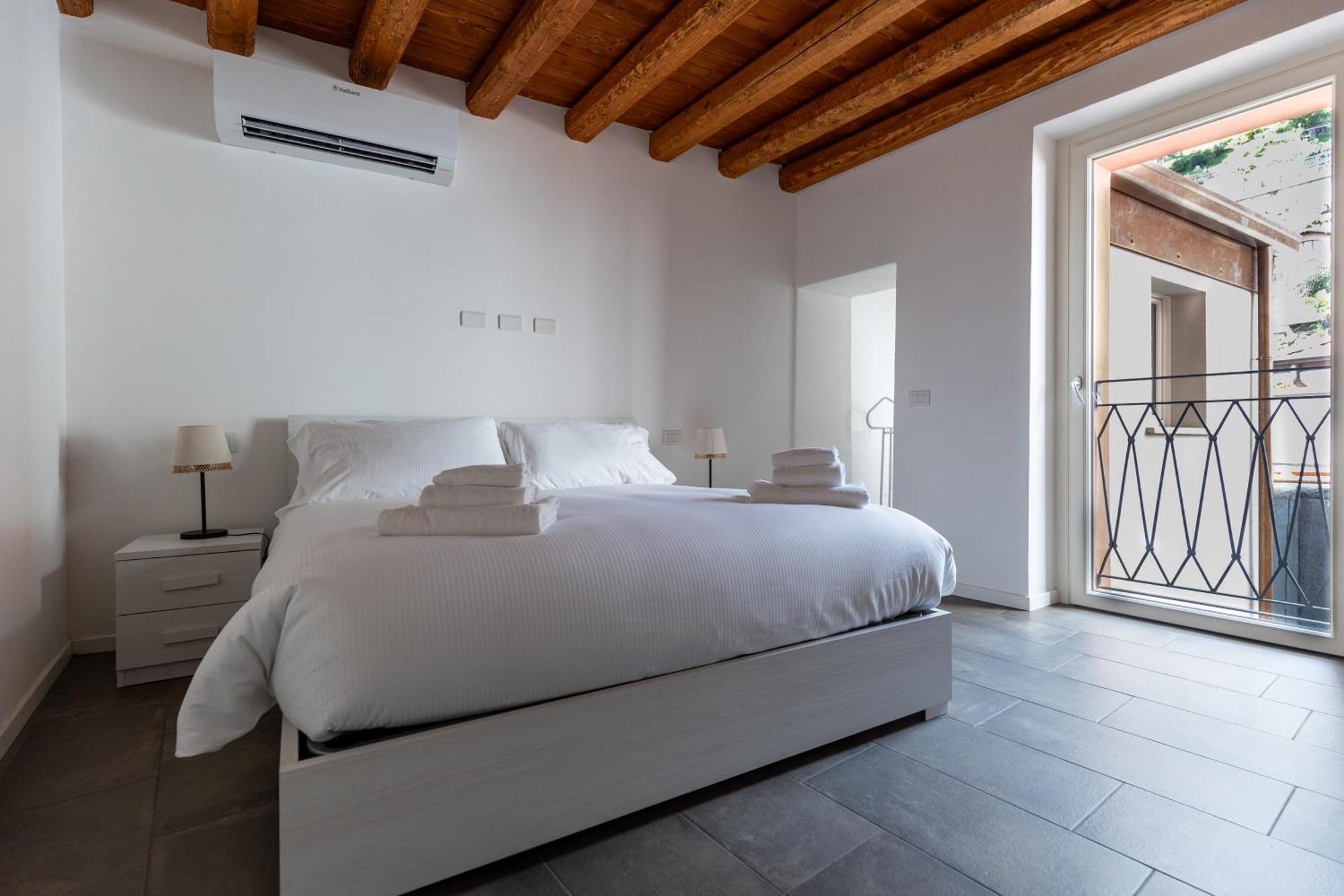 Piazza Del Lago Suites Menaggio Eksteriør bilde