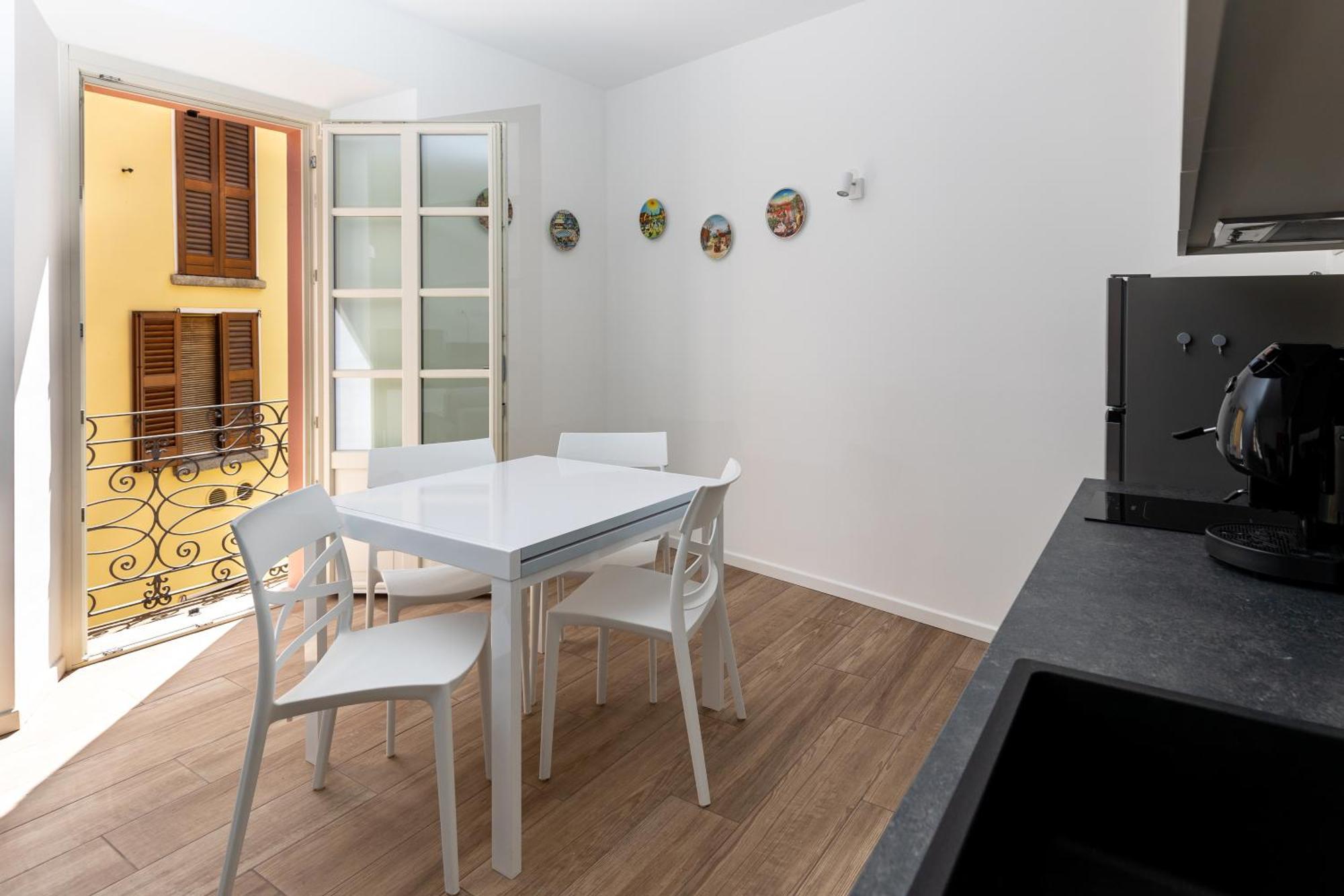 Piazza Del Lago Suites Menaggio Eksteriør bilde